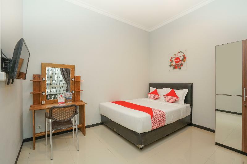 Hotel Reddoorz Near Surabaya Zoo Exterior foto